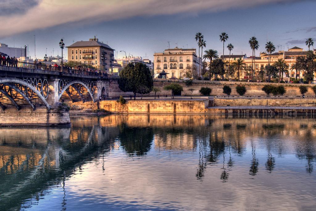 Gifsa Sevilla - Parque Alcosa Экстерьер фото